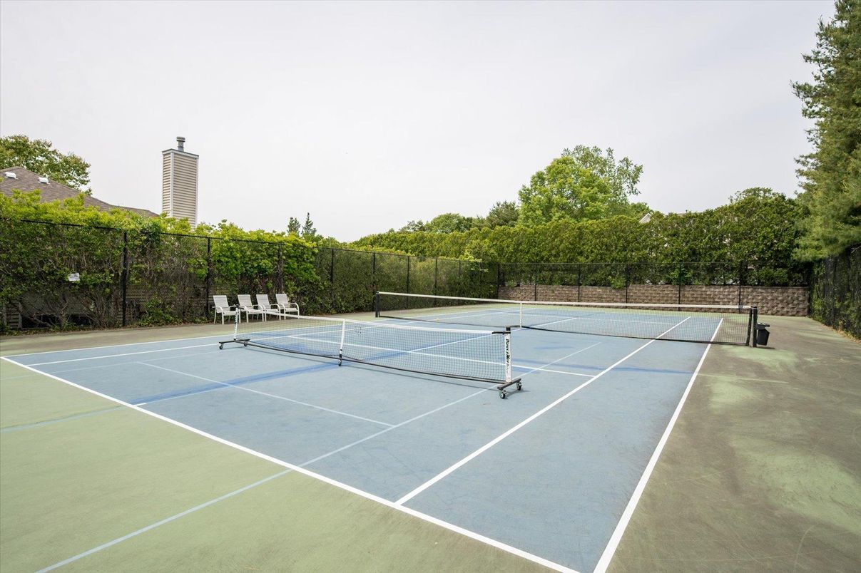 Exterior, Tennis Courts