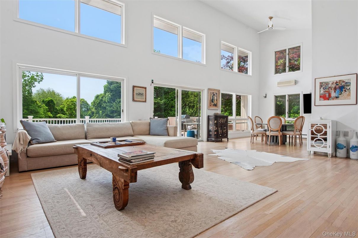 Dining room, Interior, Living room, Wood Texture Flooring