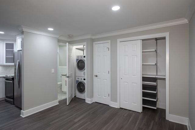 Interior, Recessed Lighting, Utility Closets, Washer, Wood Texture Flooring