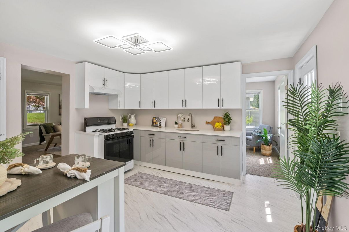 Interior, Kitchen, Marble, Stainless Steel Appliances