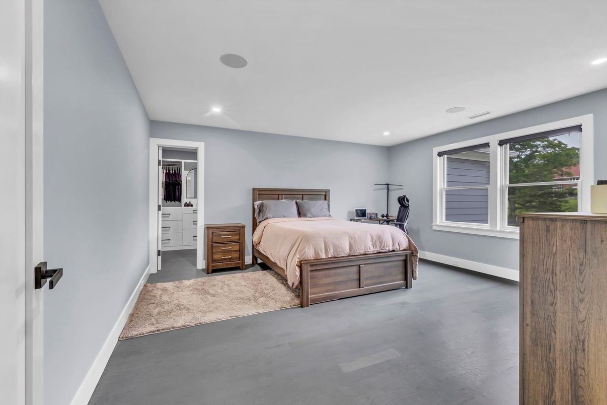 Bedroom, Fitness Equipment, Interior, Recessed Lighting
