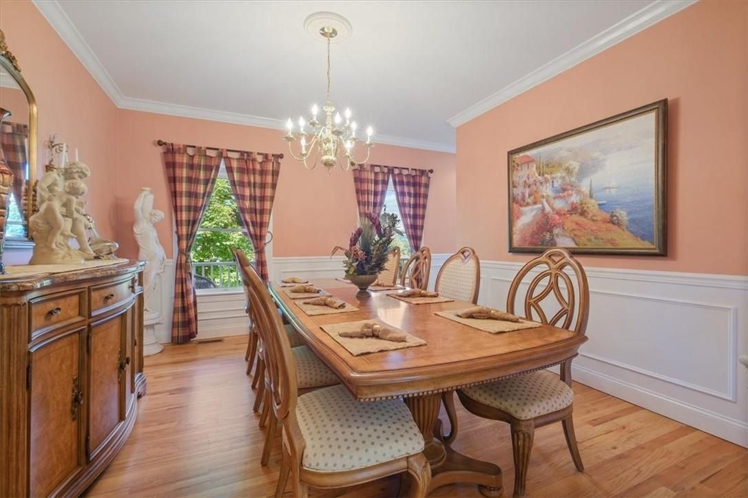 Chandelier, Dining room, Interior, Wood Texture Flooring