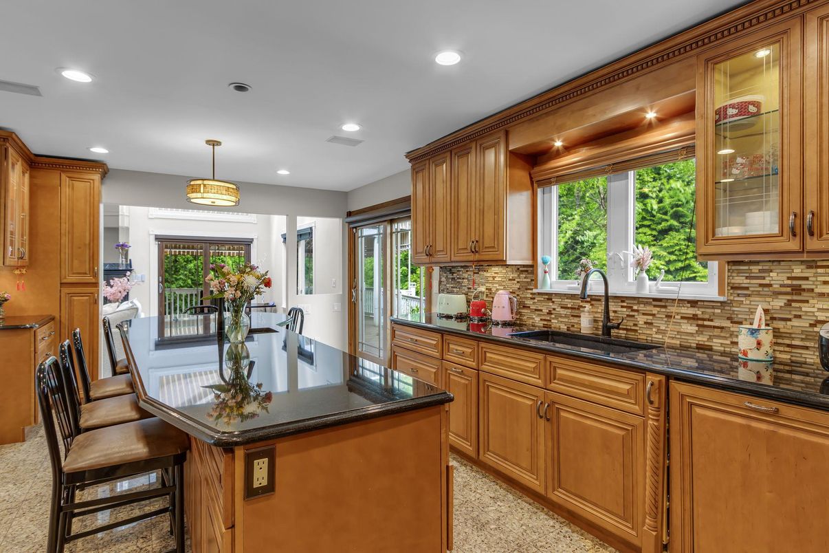 Dining room, Interior, Kitchen, Pendant Lights, Recessed Lighting