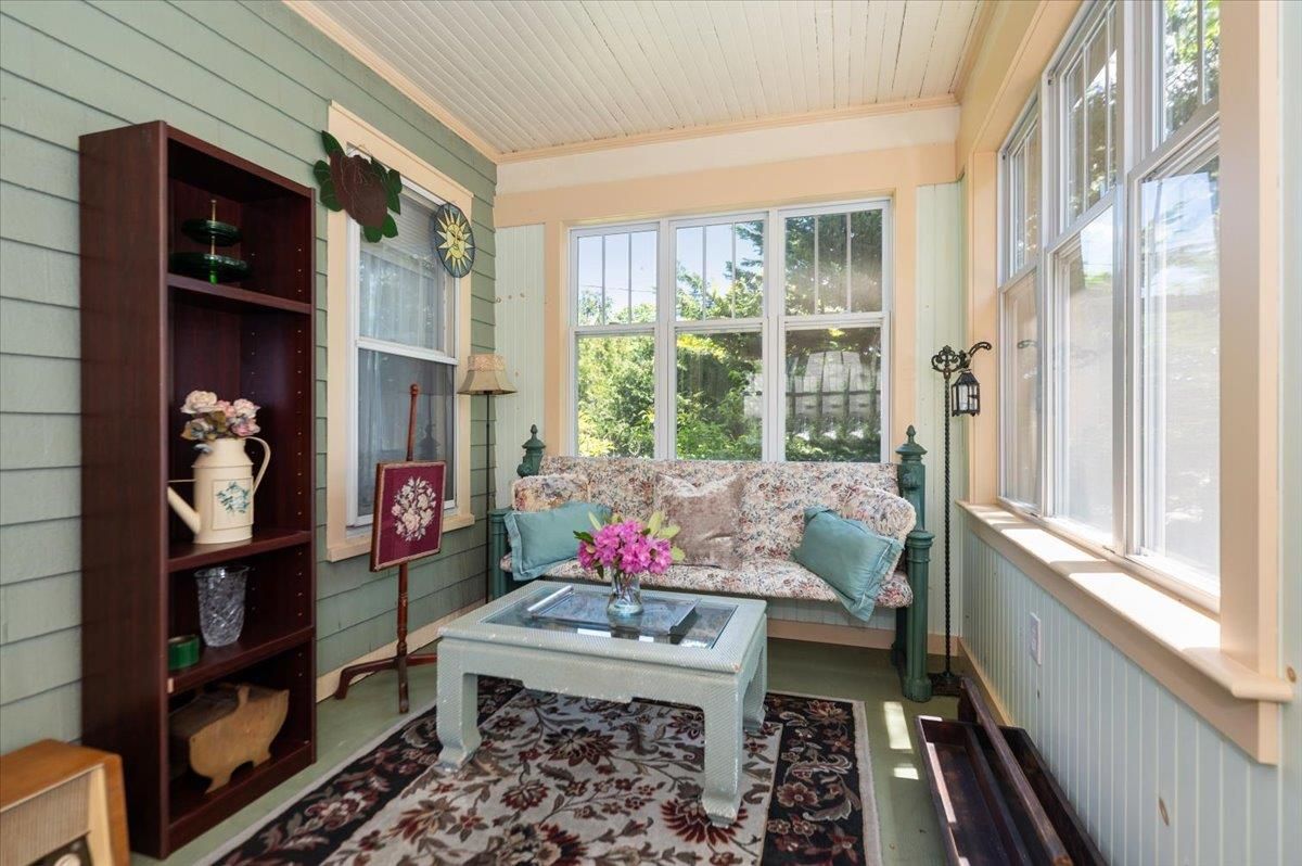 Interior, Living room, Sun Room