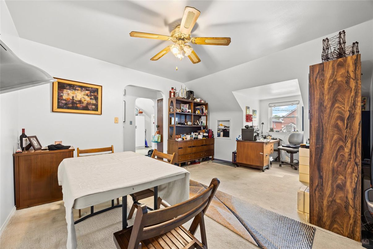 Dining room, Interior