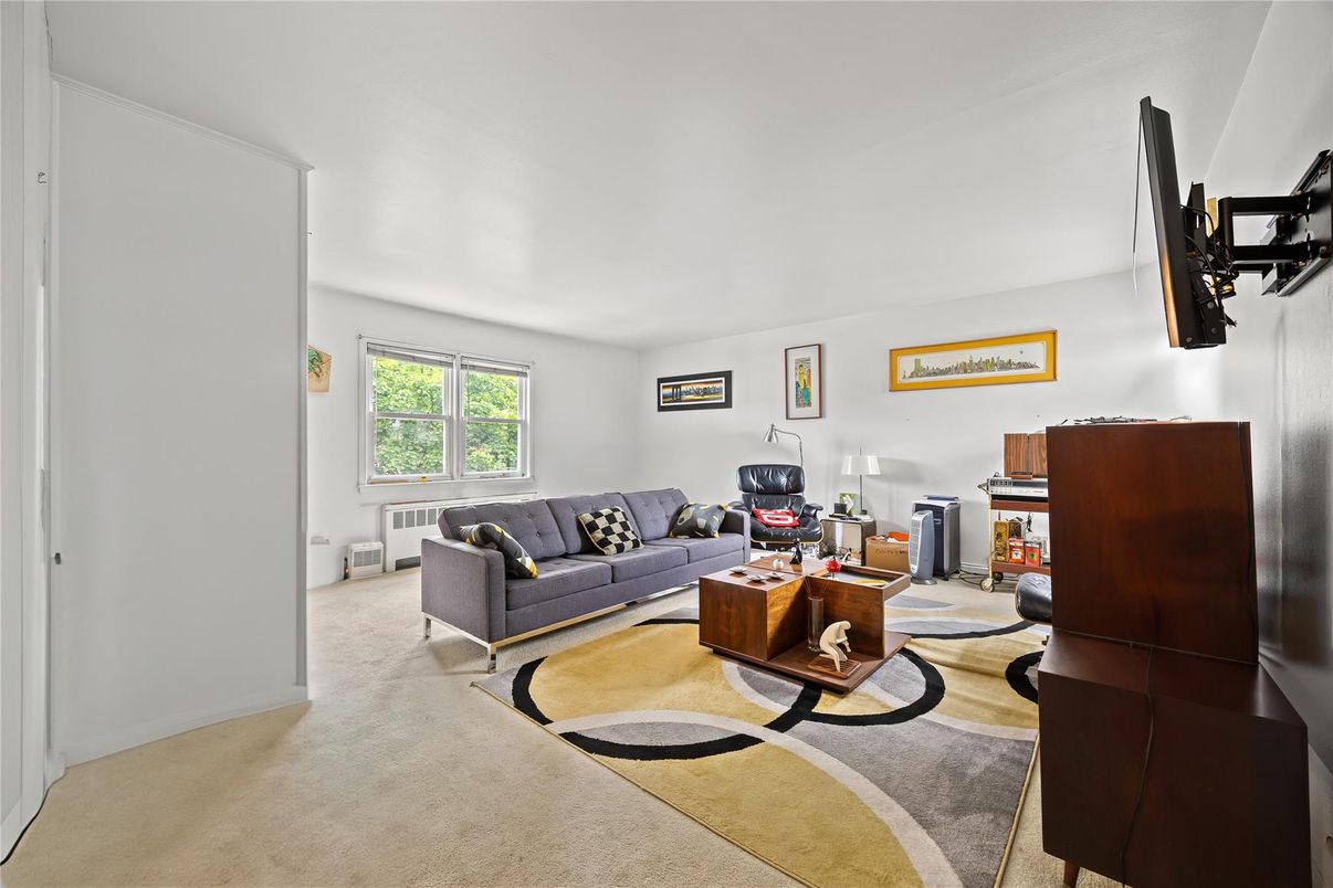 Interior, Living room