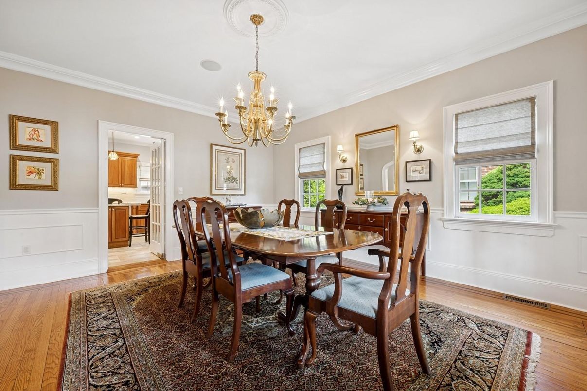 Chandelier, Dining room, Interior, Wood Texture Flooring