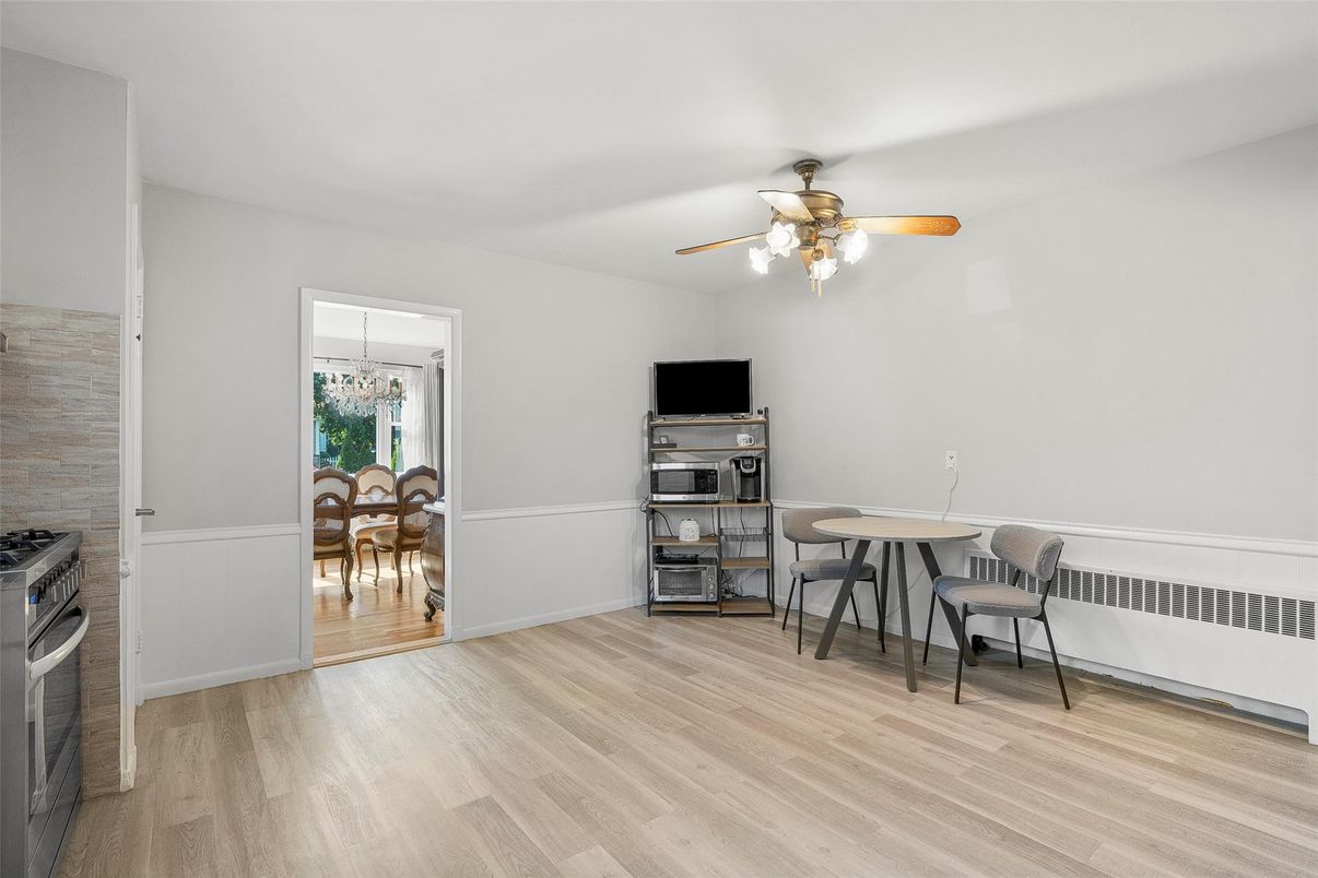 Dining room, Interior, Wood Texture Flooring