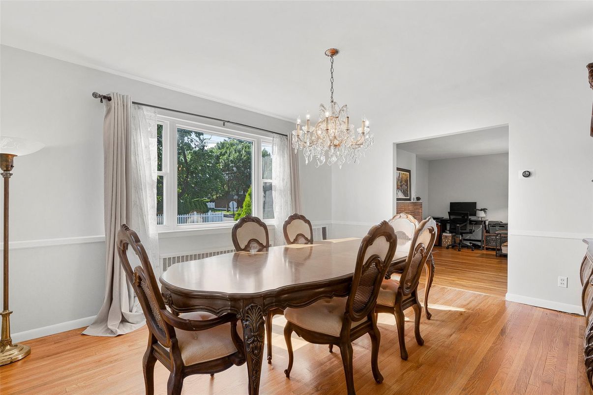 Chandelier, Dining room, Interior, Wood Texture Flooring