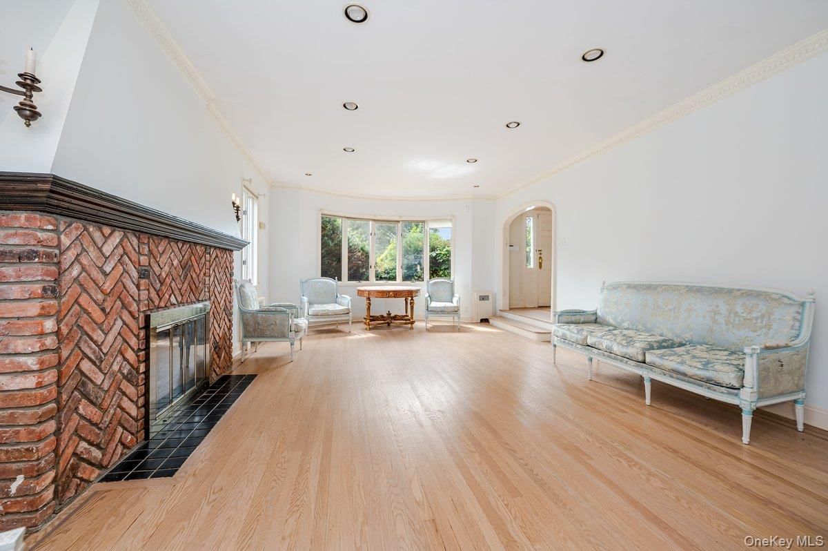 Fireplace, Interior, Recessed Lighting, Wood Texture Flooring