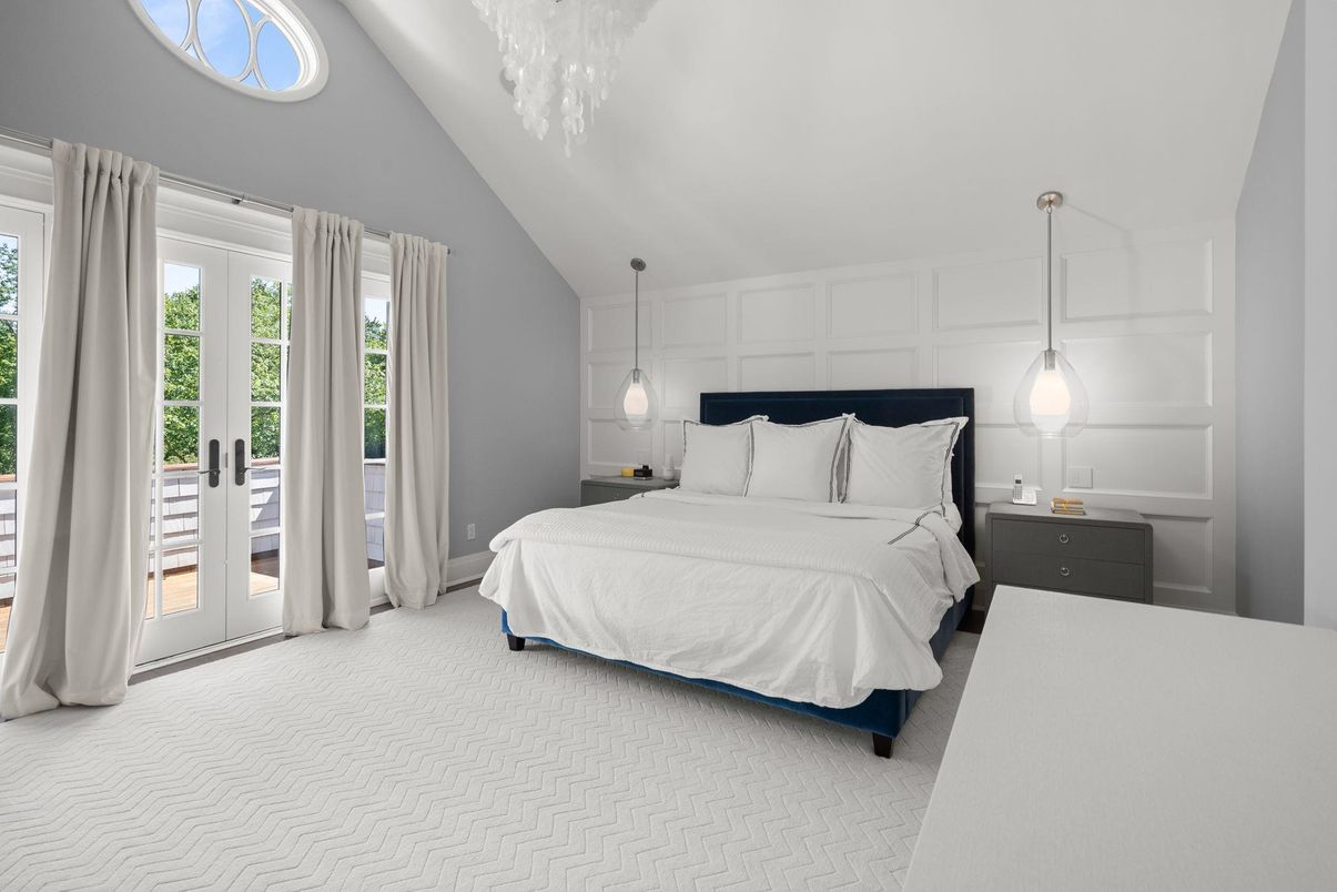 Bedroom, Interior, Pendant Lights