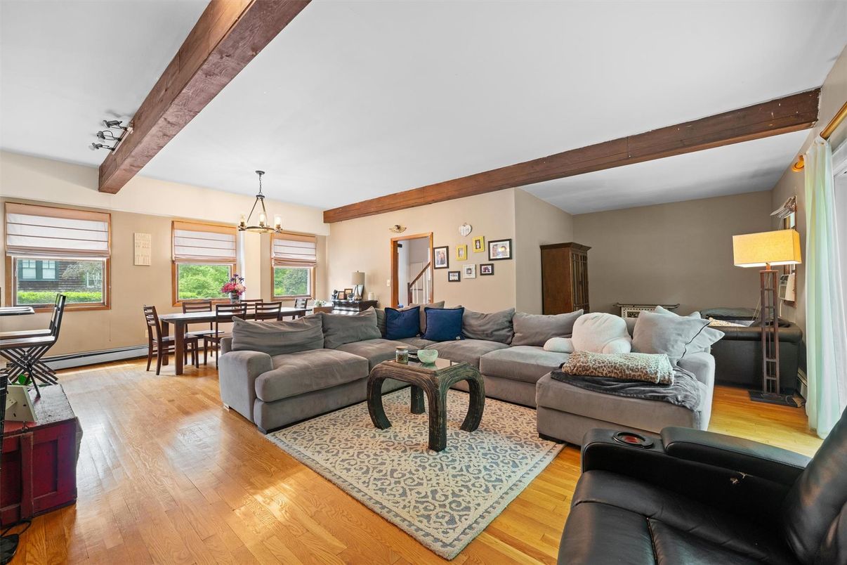 Dining room, Interior, Living room, Pendant Lights, Wooden Beams, Wood Texture Flooring
