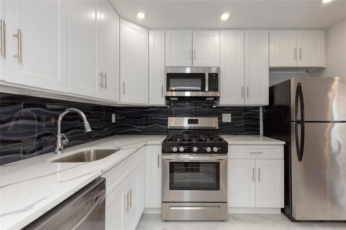 Interior, Kitchen, Marble, Recessed Lighting, Stainless Steel Appliances