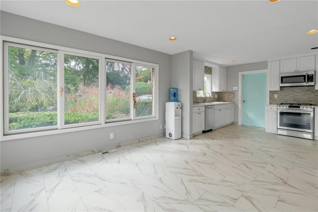 Interior, Kitchen, Marble, Recessed Lighting, Stainless Steel Appliances