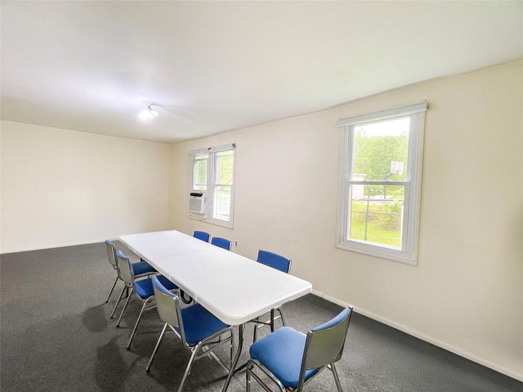 Dining room, Interior