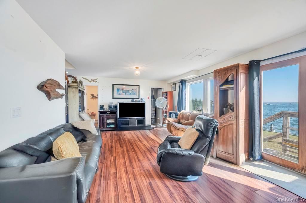 Interior, Living room, Water, Wood Texture Flooring