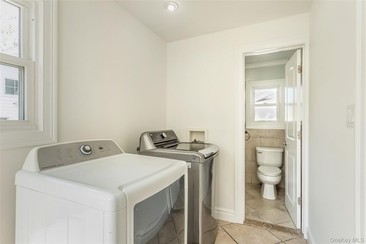 Interior, Recessed Lighting, Washer