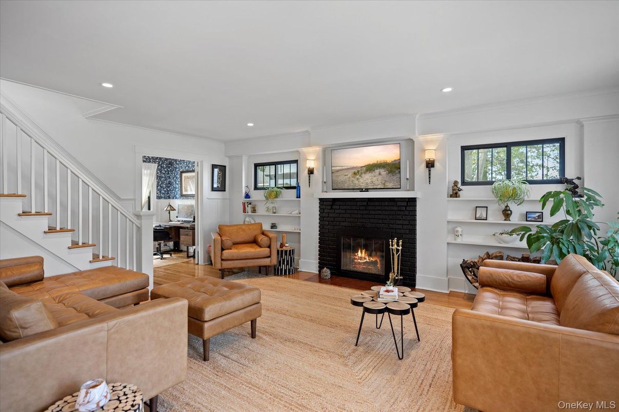 Fireplace, Interior, Living room, Recessed Lighting