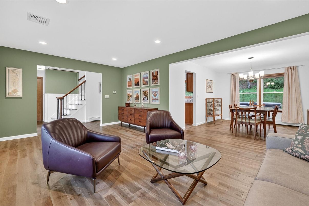 Chandelier, Dining room, Interior, Living room, Recessed Lighting, Wood Texture Flooring