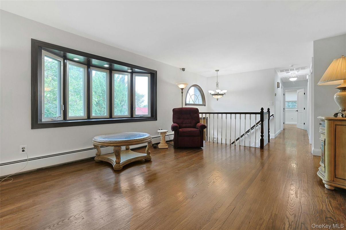 Chandelier, Interior, Wood Texture Flooring