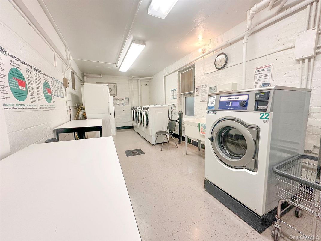 Interior, Kitchen, Washer