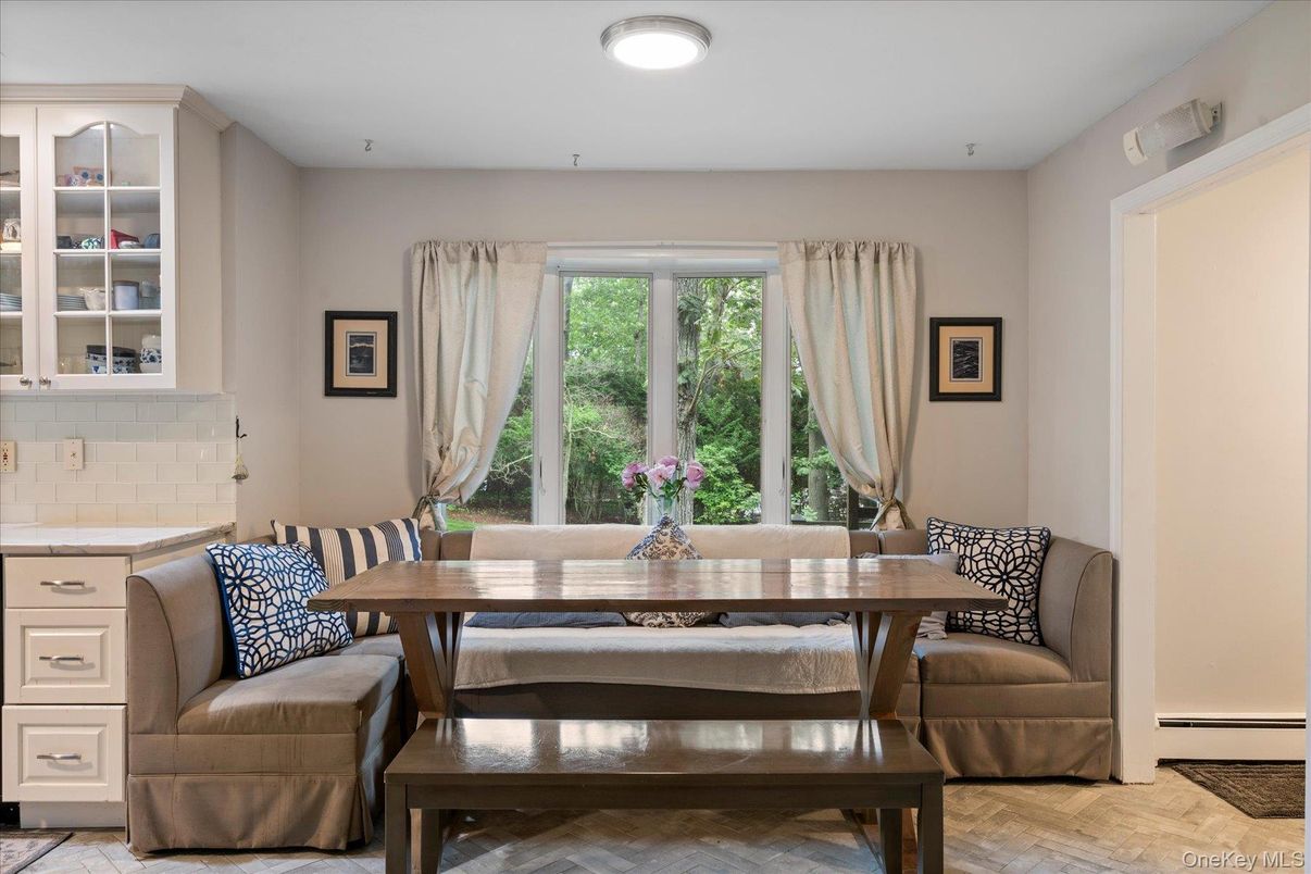 Dining room, Interior, Recessed Lighting, Wood Texture Flooring