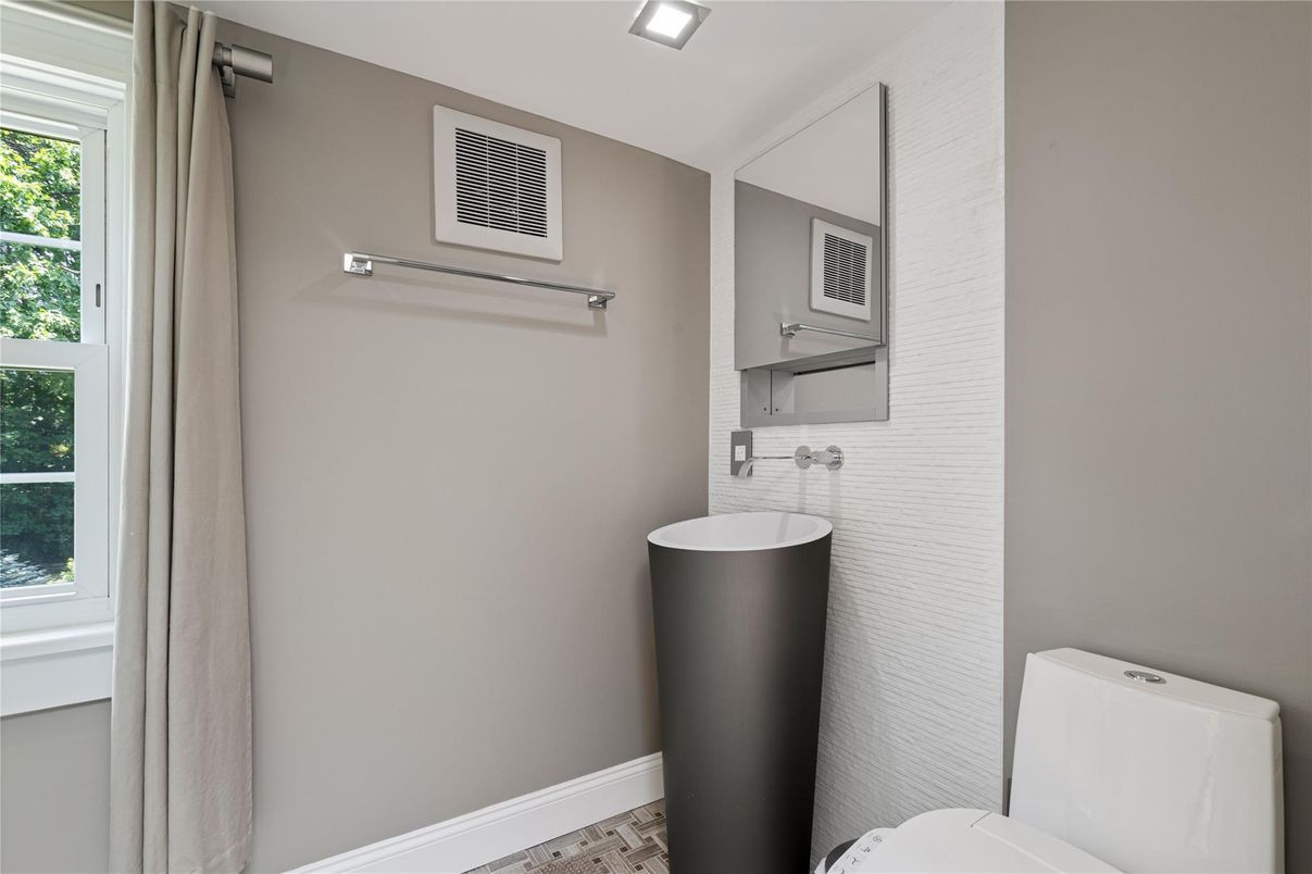 Bathroom, Free Standing Baths, Interior, Recessed Lighting
