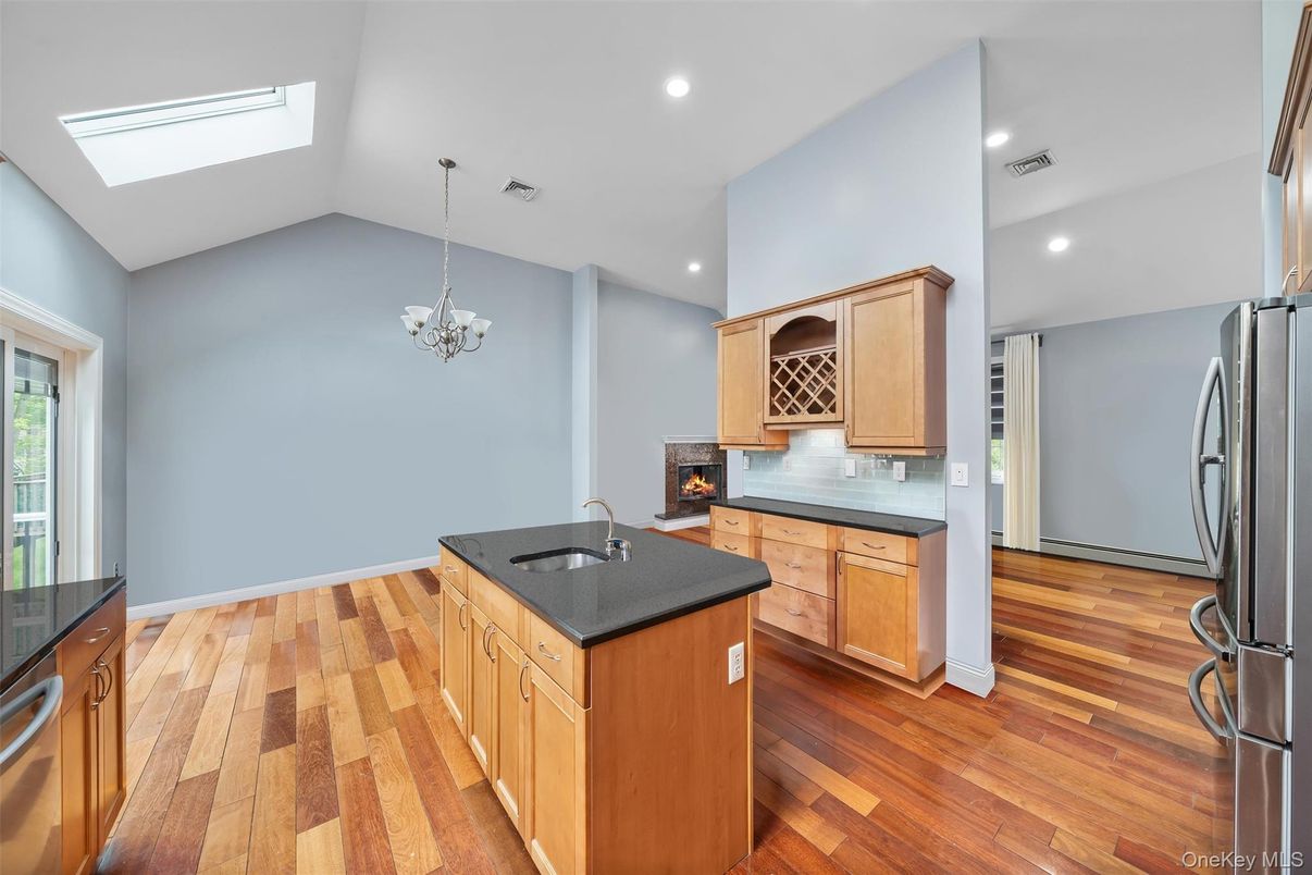 Chandelier, Interior, Kitchen, Recessed Lighting, Wood Texture Flooring