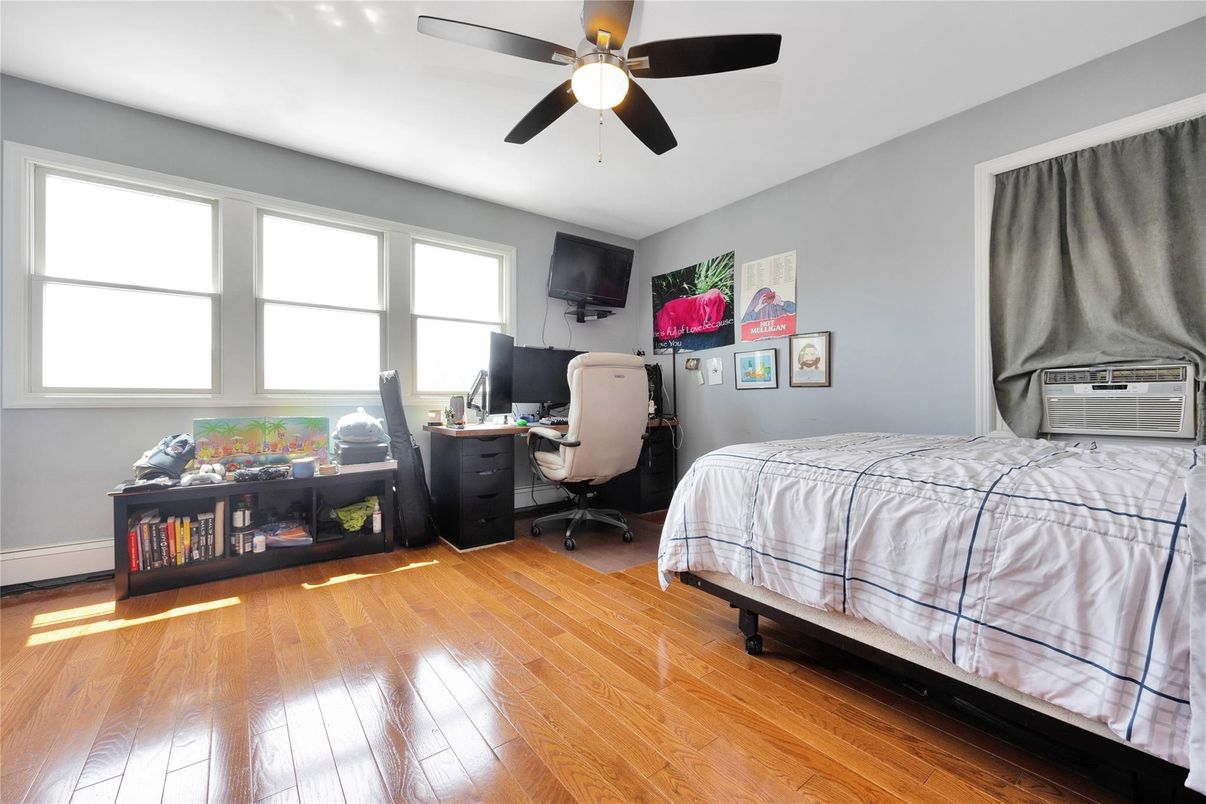 Bedroom, Home Office, Interior, Wood Texture Flooring