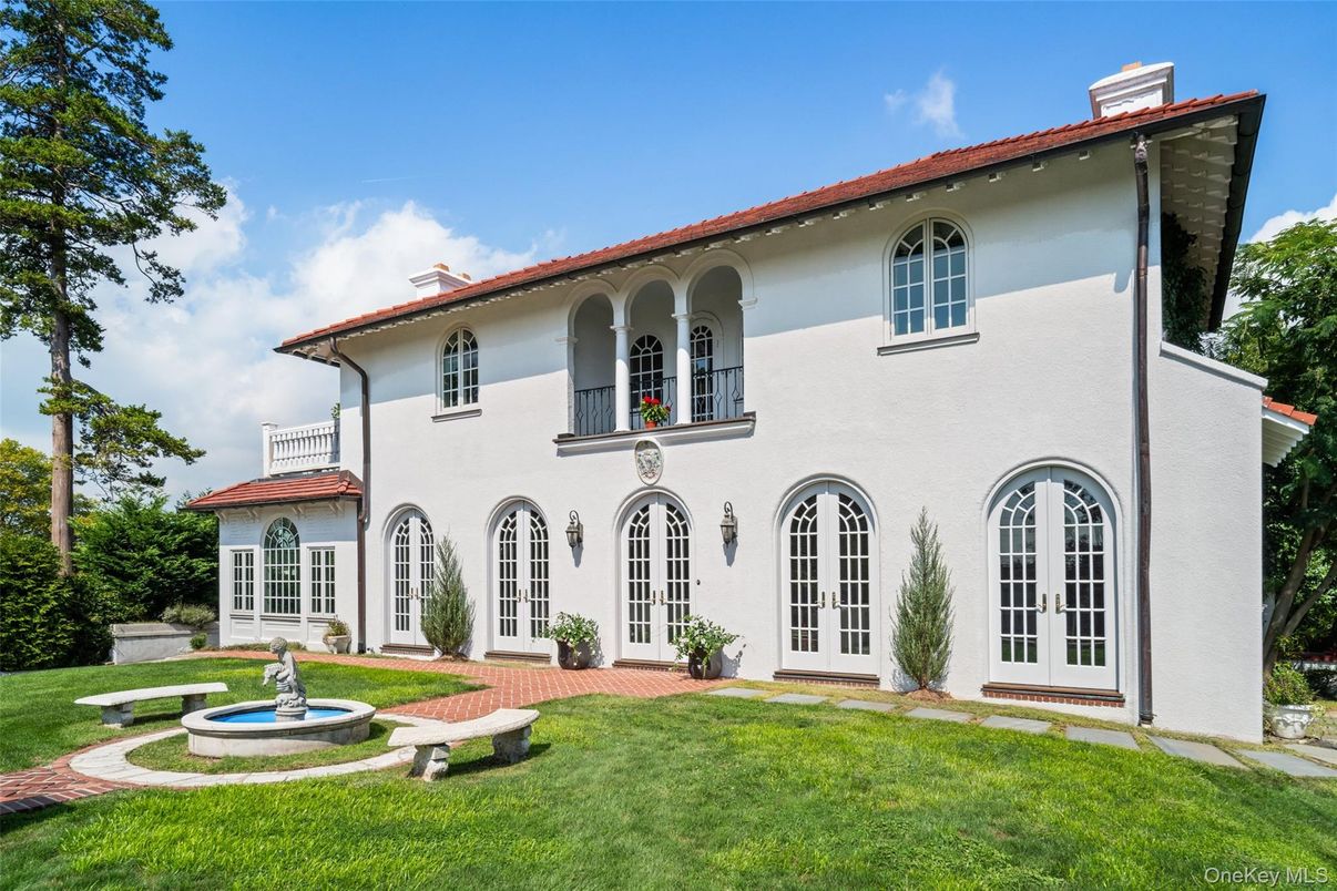 Backyard, Exterior, Facade, Spanish Mediterranean
