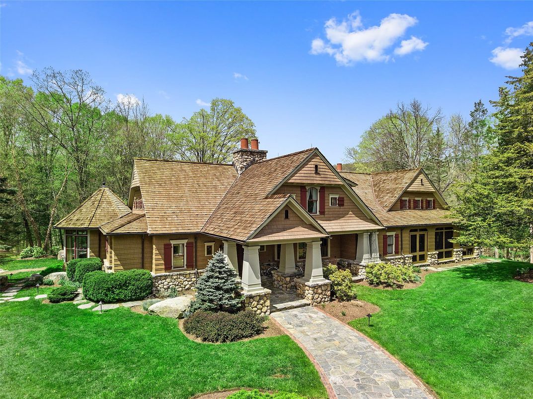 Backyard, Exterior, Facade, Tudor Revival