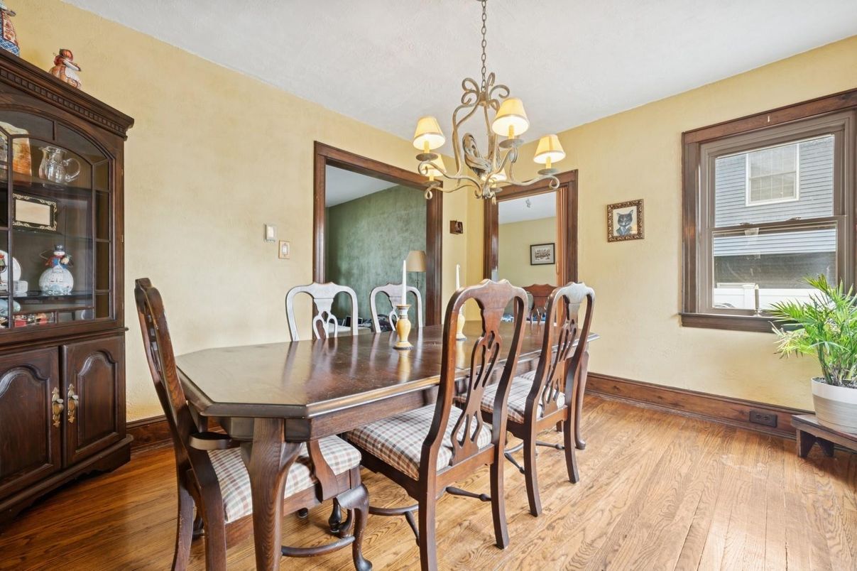 Chandelier, Dining room, Interior, Wood Texture Flooring