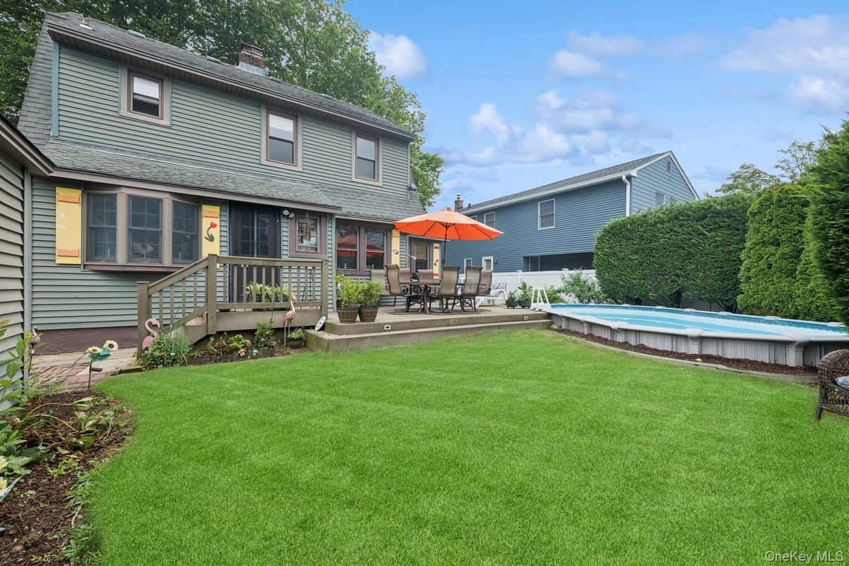 Backyard, Exterior, Pool