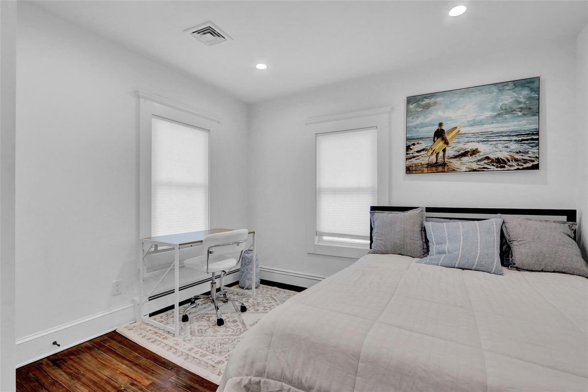 Bedroom, Home Office, Interior, Recessed Lighting, Wood Texture Flooring