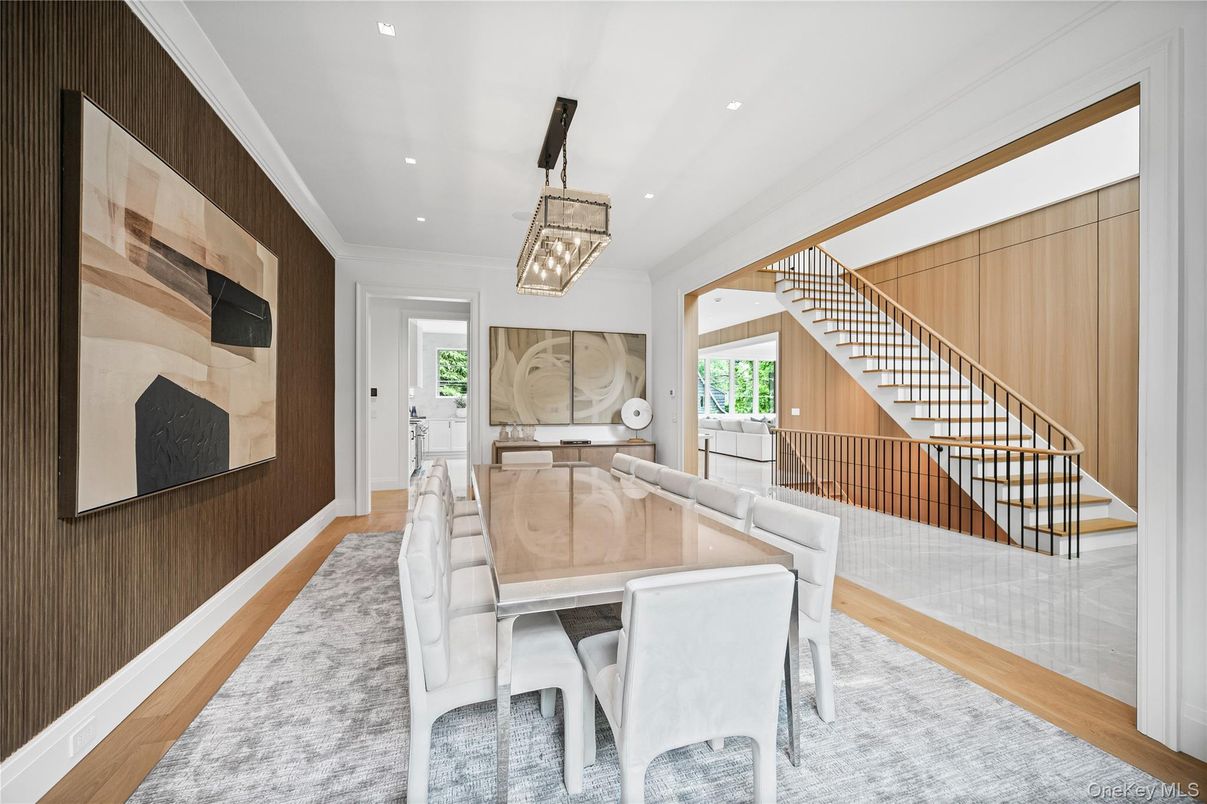 Dining room, Interior, Pendant Lights, Recessed Lighting