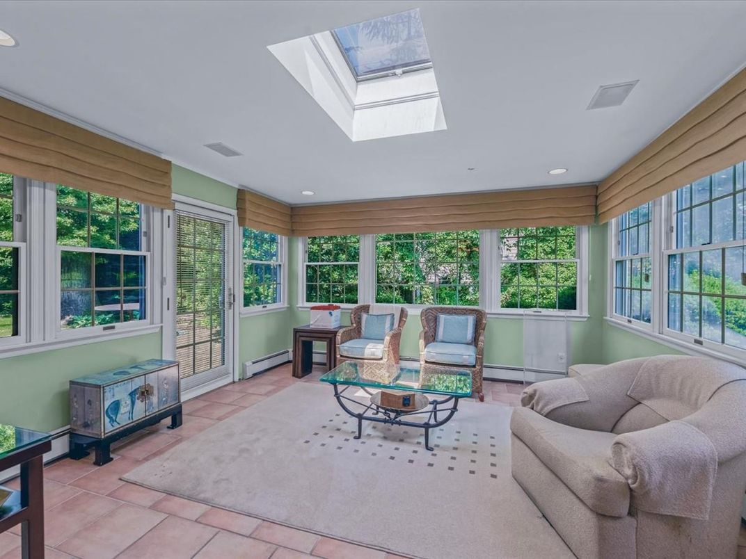 Interior, Living room, Recessed Lighting, Sun Room
