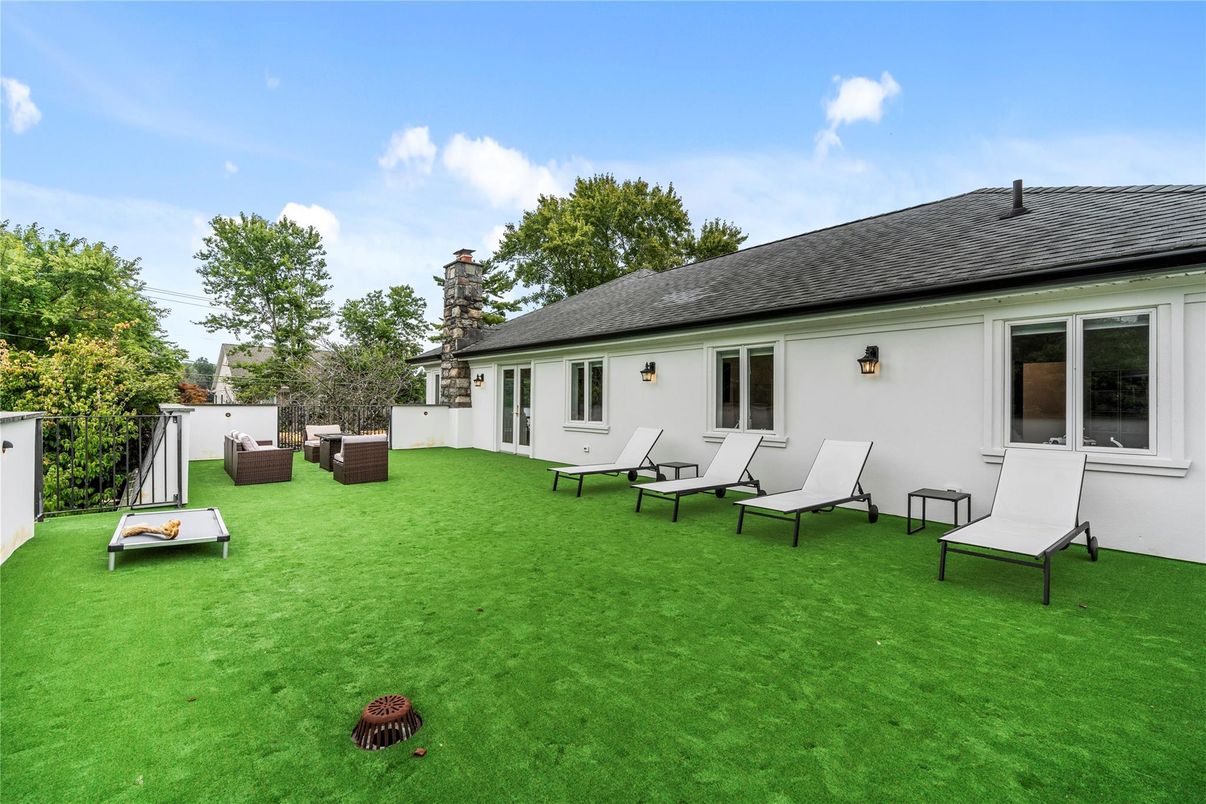 Backyard, Exterior, Playground