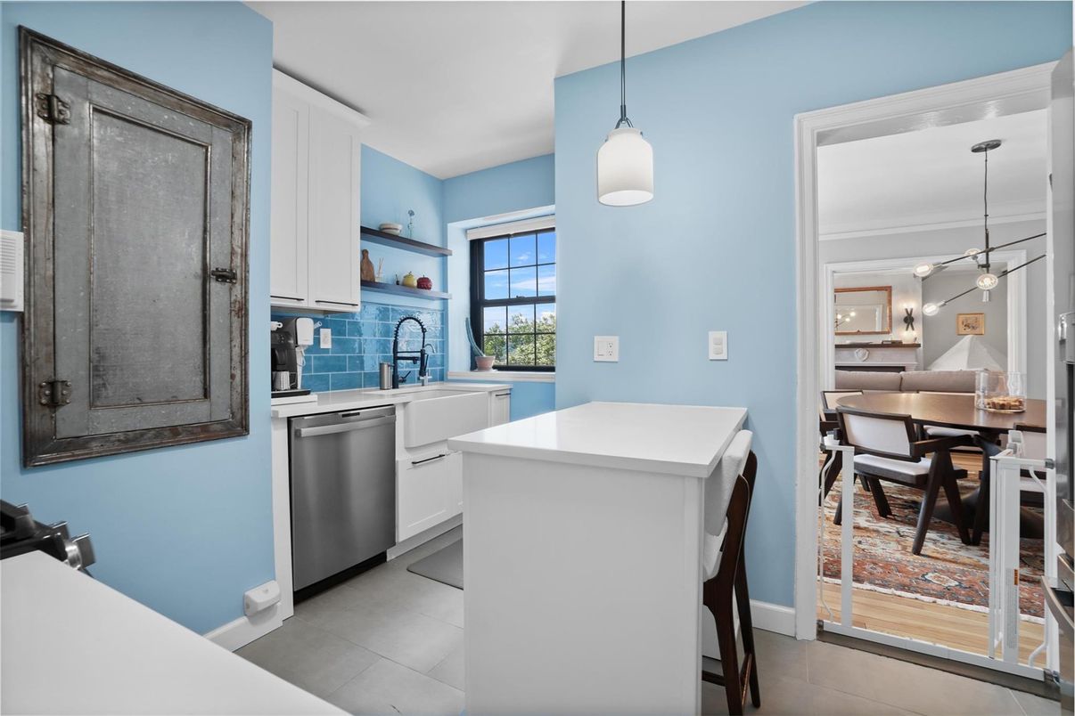 Dining room, Interior, Kitchen, Pendant Lights