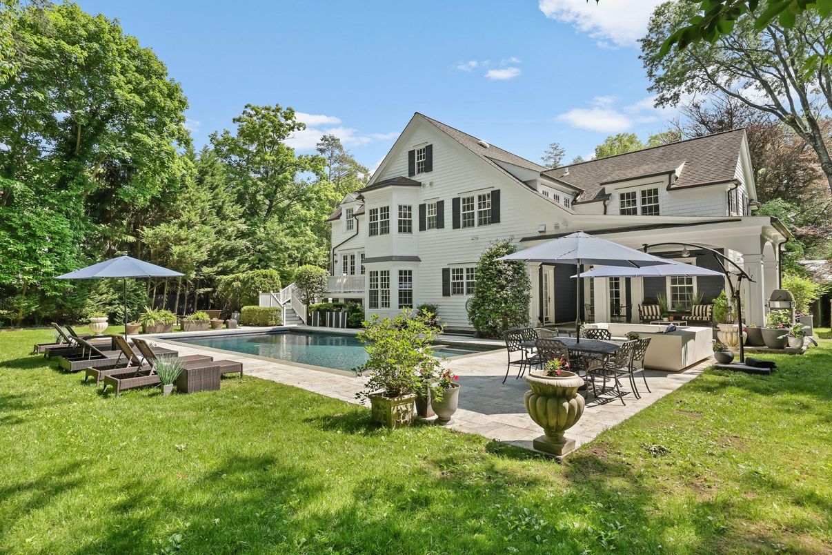 Backyard, Exterior, Pool