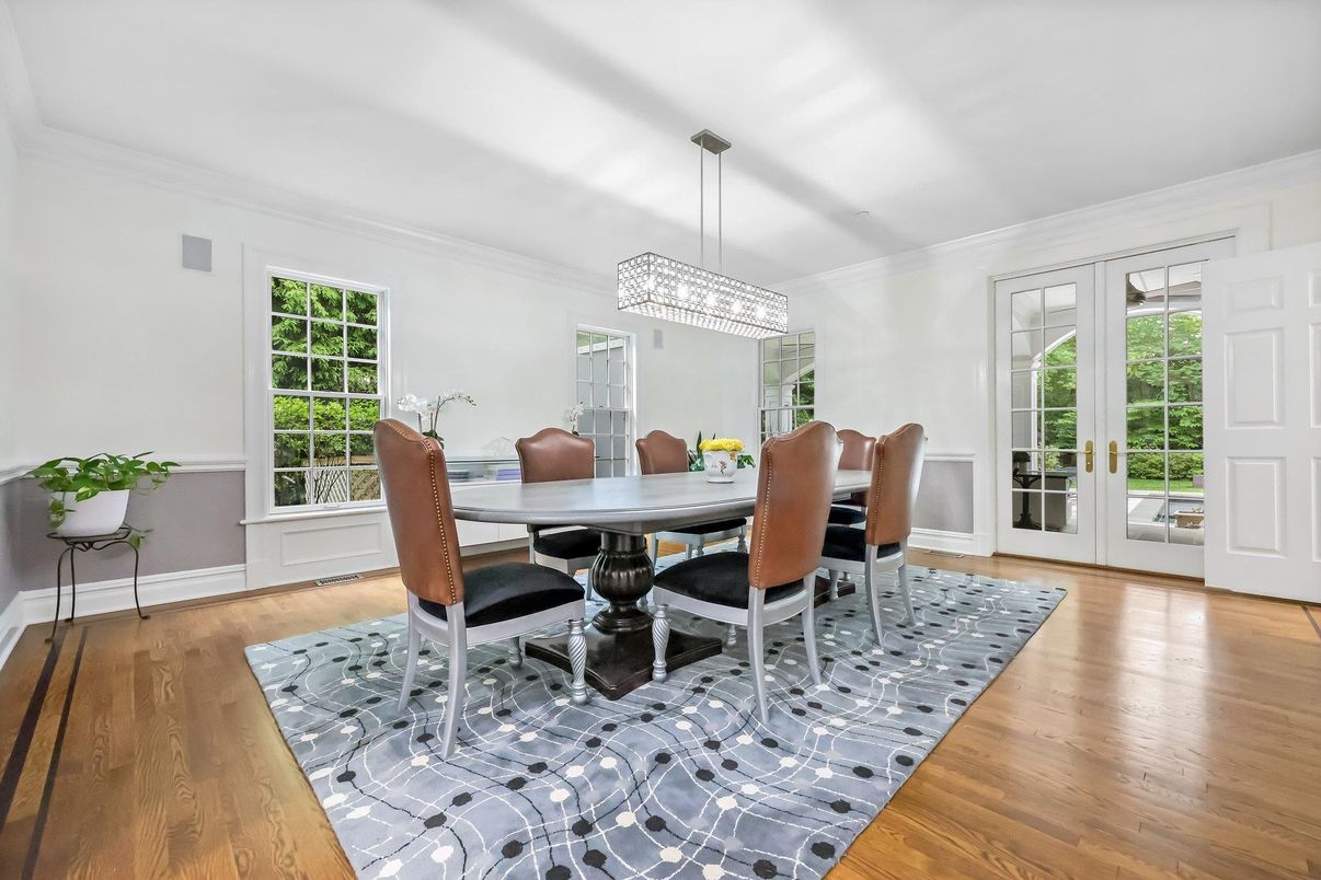 Chandelier, Dining room, Interior, Pendant Lights, Wood Texture Flooring