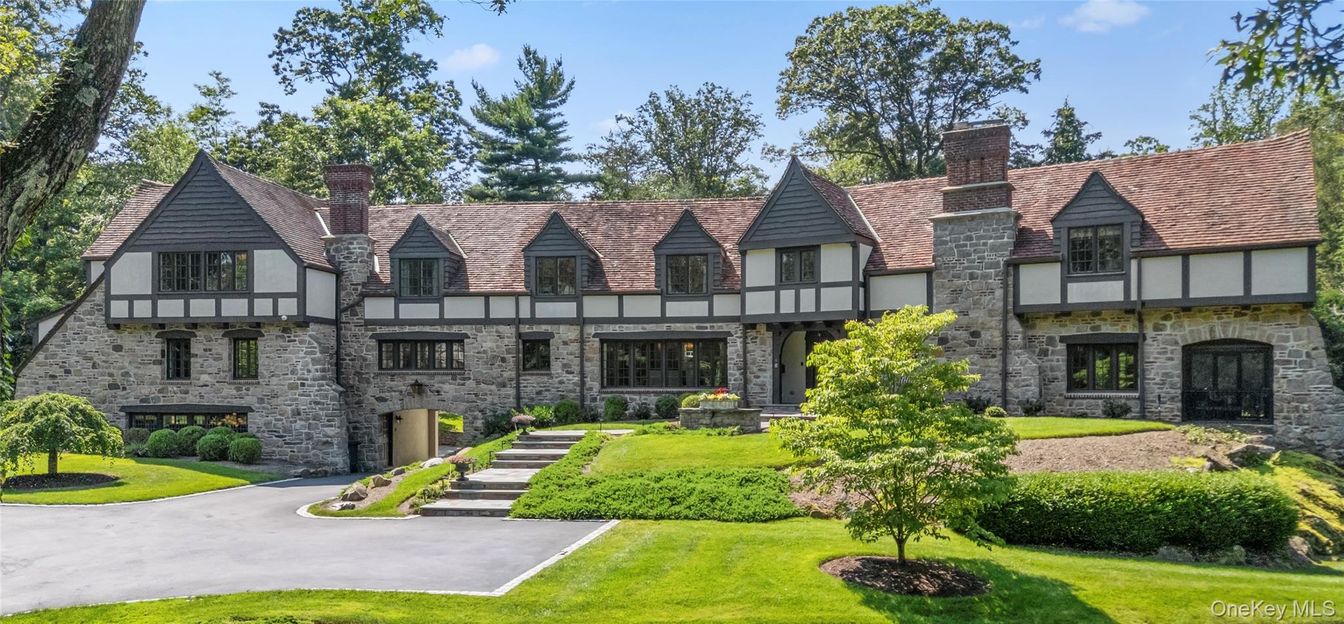Backyard, Exterior, Facade, Brick Facade, Tudor Revival