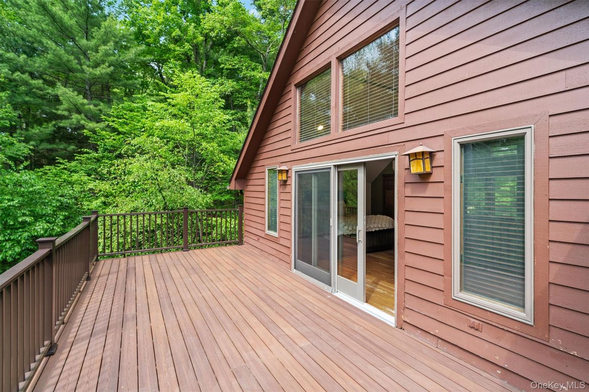 Exterior, Wood Texture Flooring