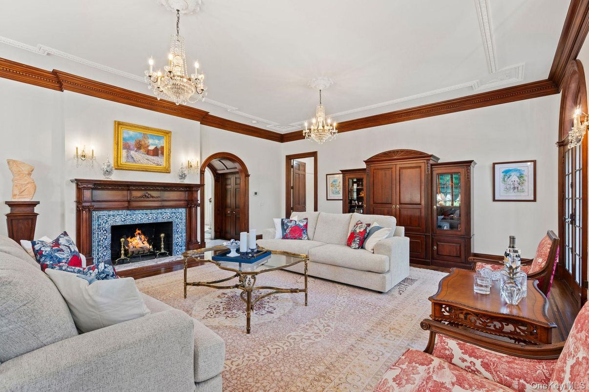 Chandelier, Fireplace, Interior, Living room
