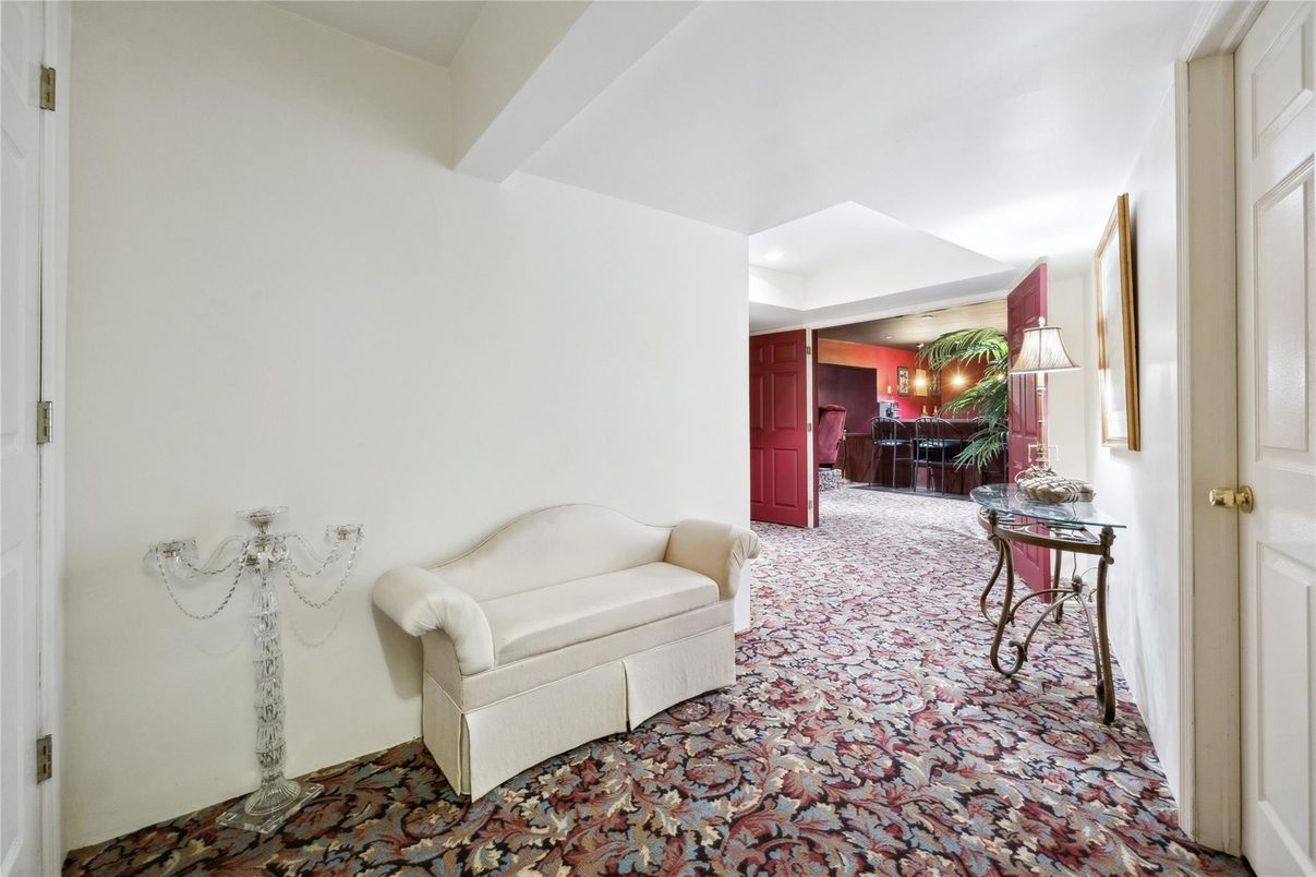 Interior, Recessed Lighting