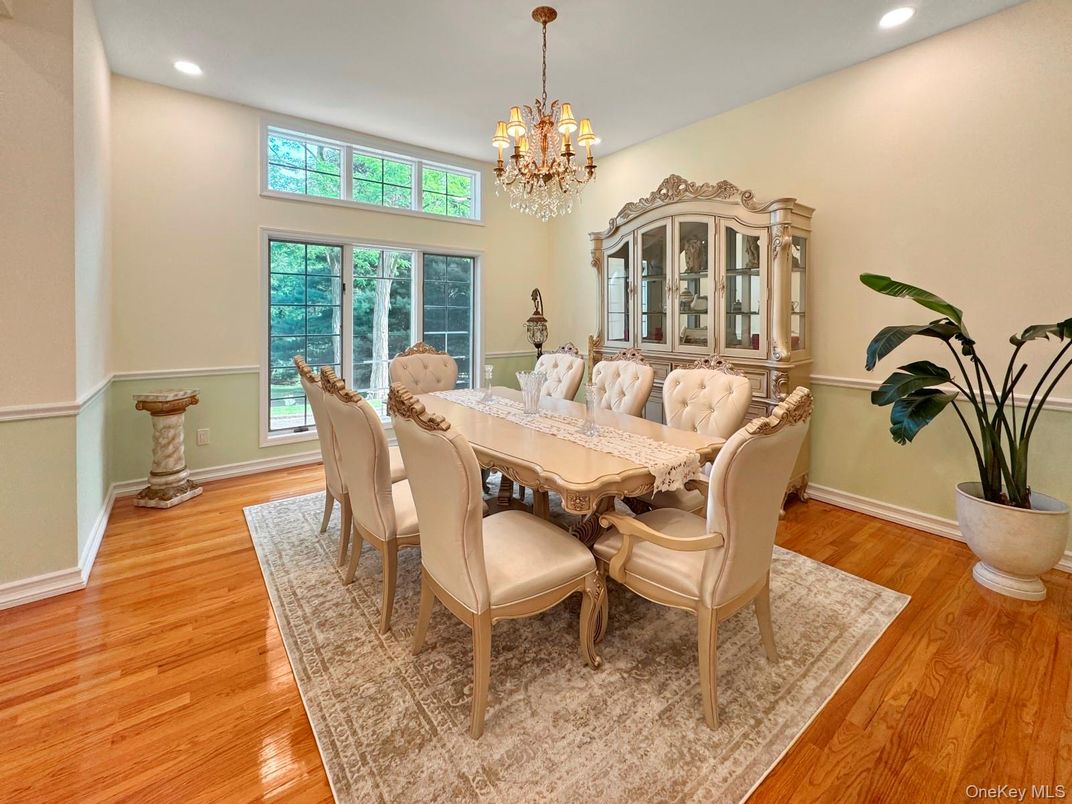 Chandelier, Dining room, Interior, Recessed Lighting, Wood Texture Flooring
