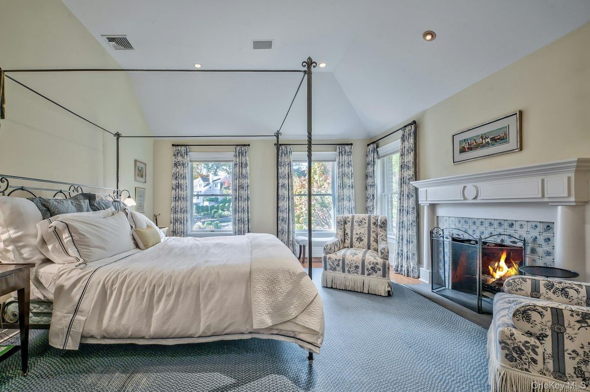 Bedroom, Fireplace, Interior, Recessed Lighting
