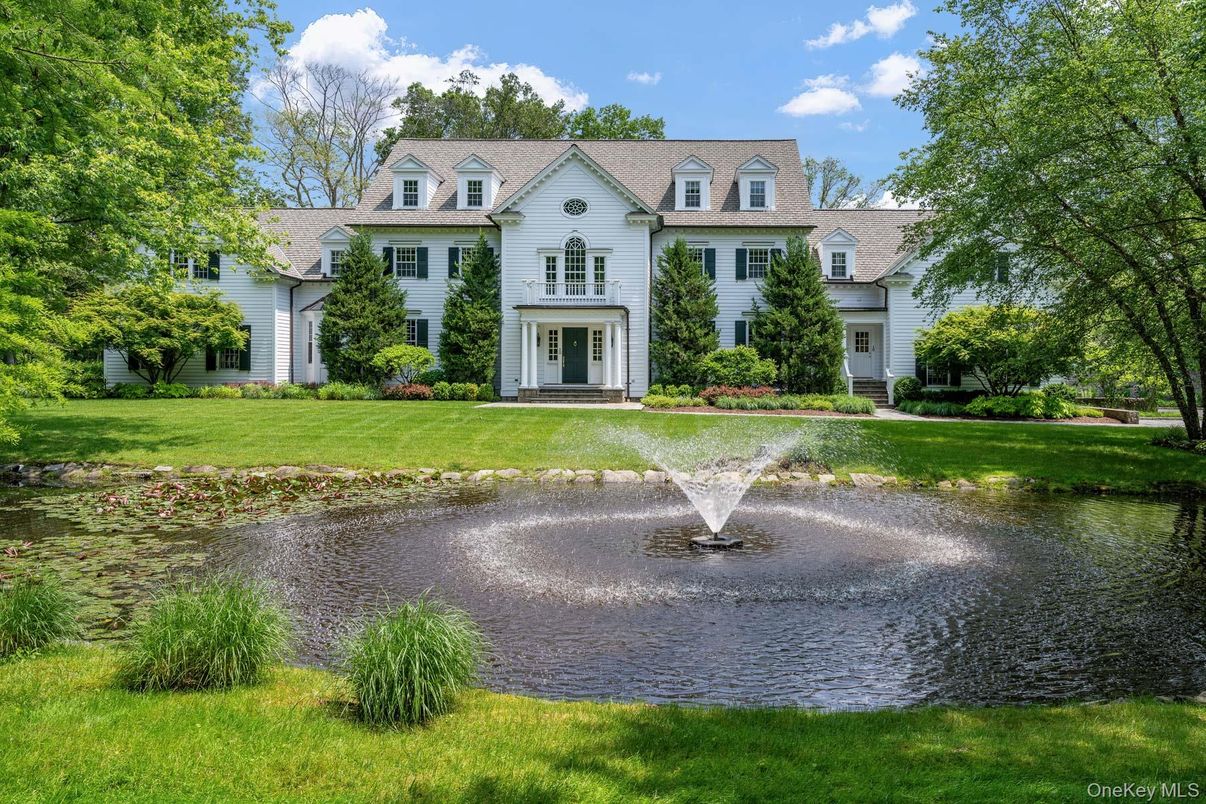 Attached, Backyard, Exterior, Facade, French Provincial