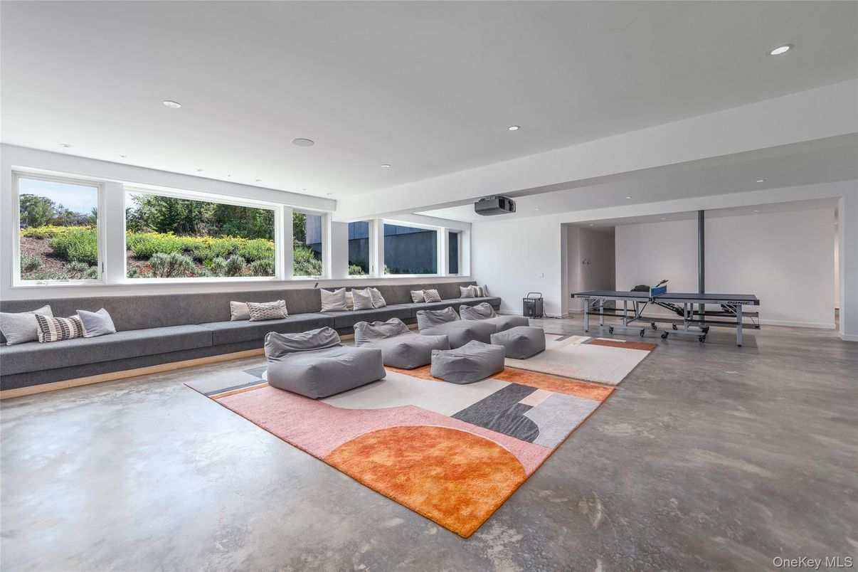 Interior, Living room, Recessed Lighting