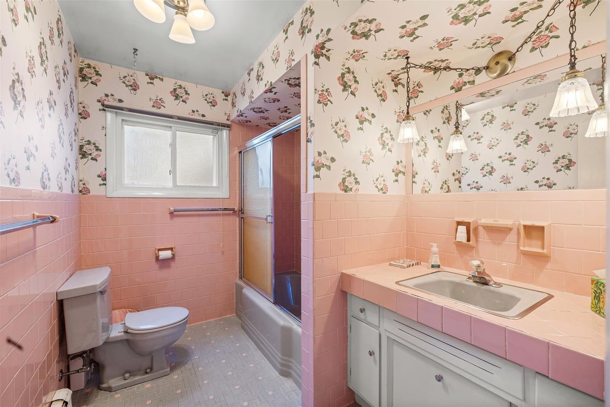 Bathroom, Glass Shower, Interior, Tile Countertops