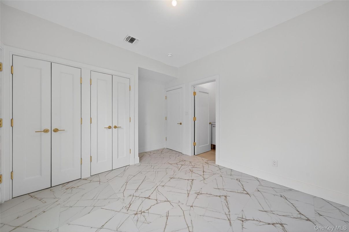 Empty room, Interior, Marble